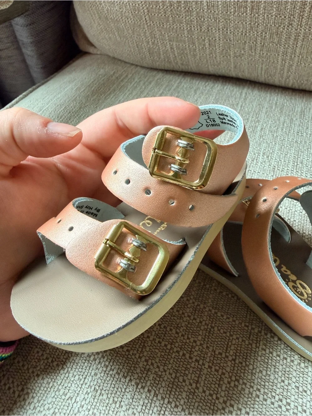 Kids Adjustable Pink Metallic Buckle Sandals